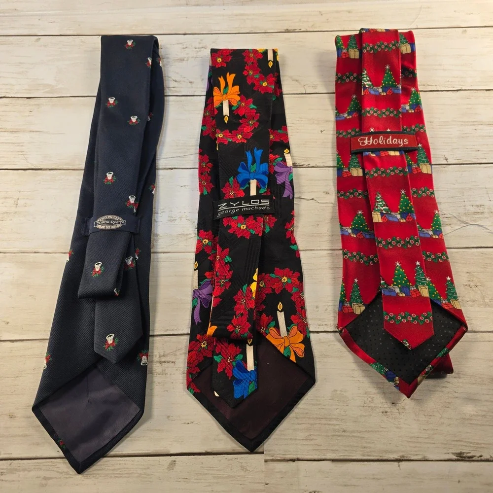 Lot of 3 Christmas Ties Towncraft Zylos‎ Red Navy Black Holiday Neckties Bundle